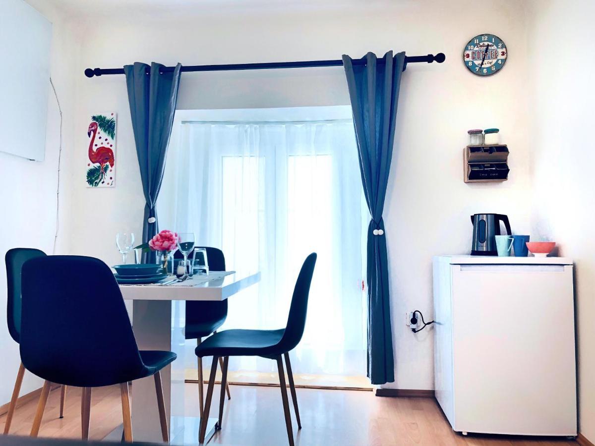 1Br Apartment On The Most Beautiful Street In Ljubljana Center Ngoại thất bức ảnh